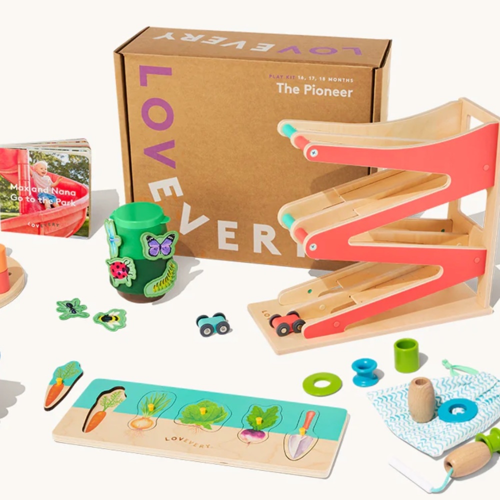 Lovevery play kit The Pioneer Months 16, 17, 18 boxed set